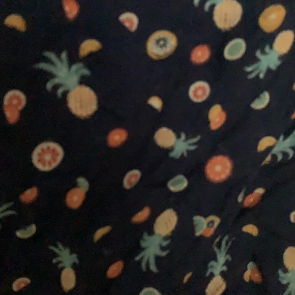 JAPNA- Sleeveless blouse ! - Picture 2 of 2